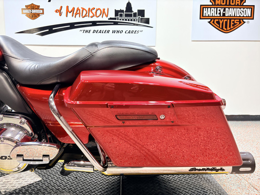Street Glide®