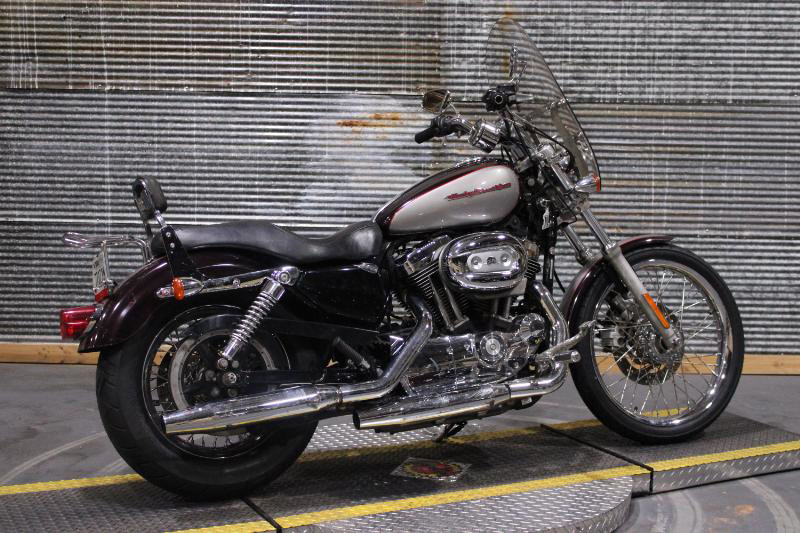 Sportster® 1200 Custom 