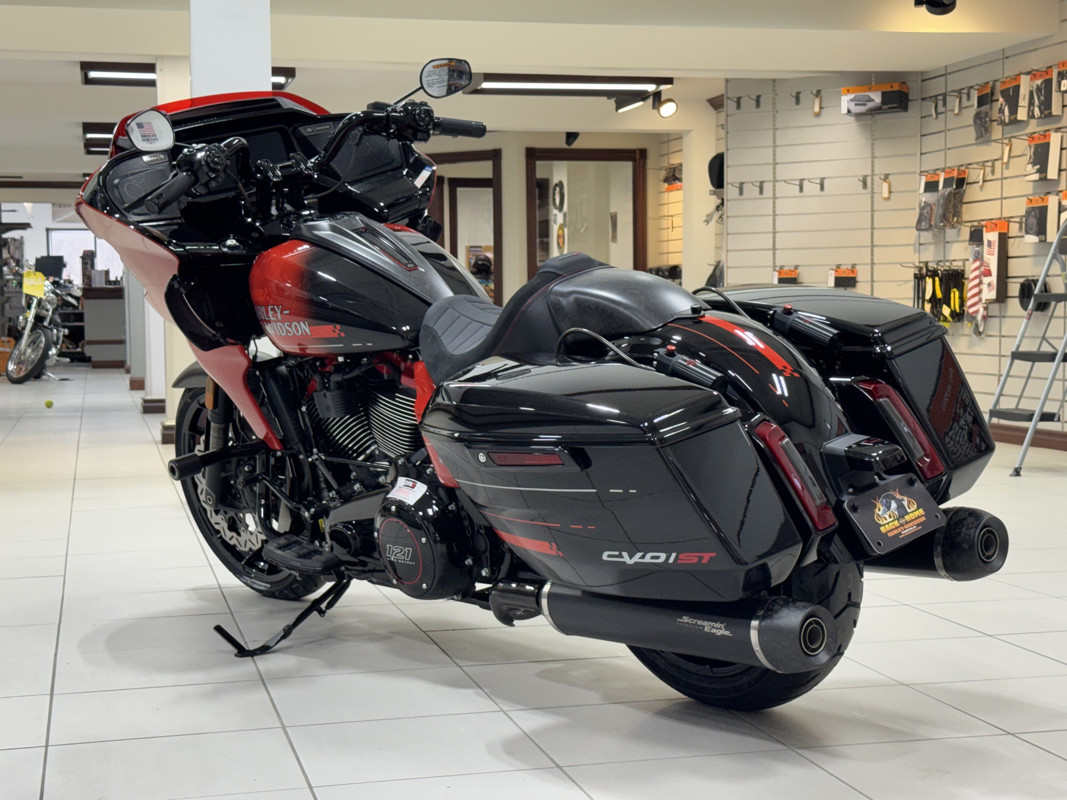 CVO® Road Glide® ST