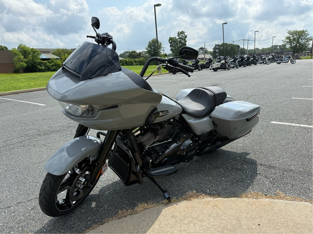 Road Glide®