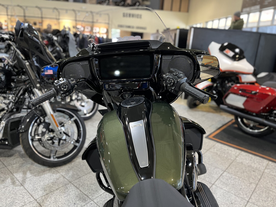 Street Glide® Limited