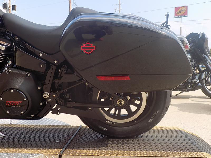 Low Rider® ST