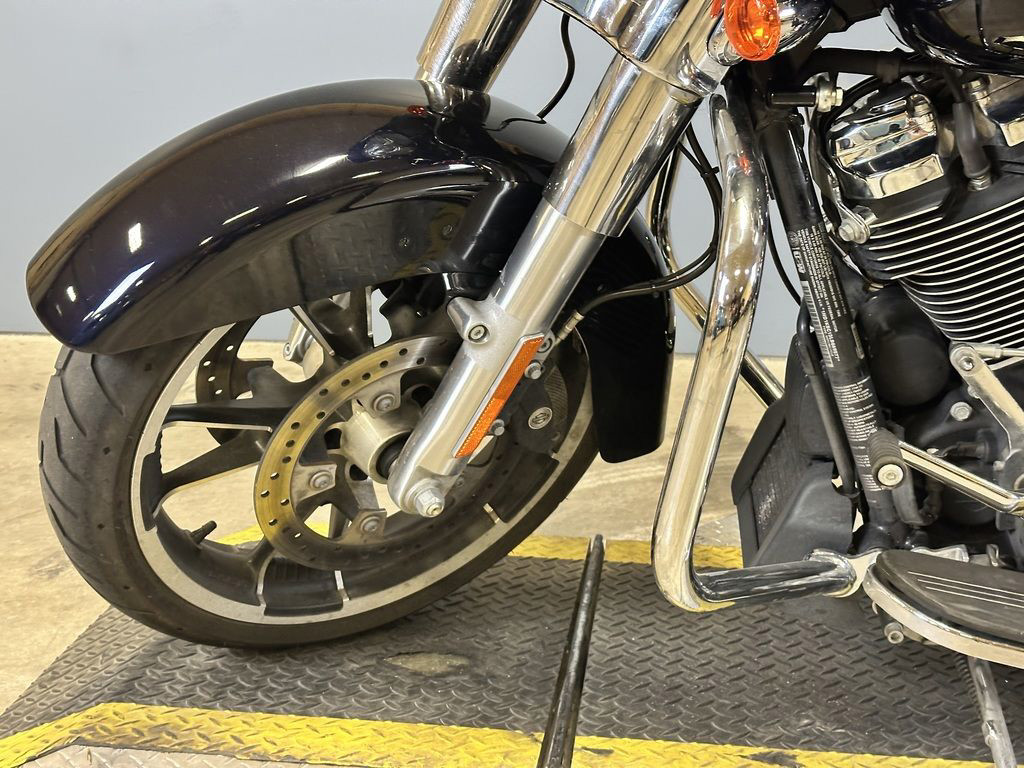 Street Glide®