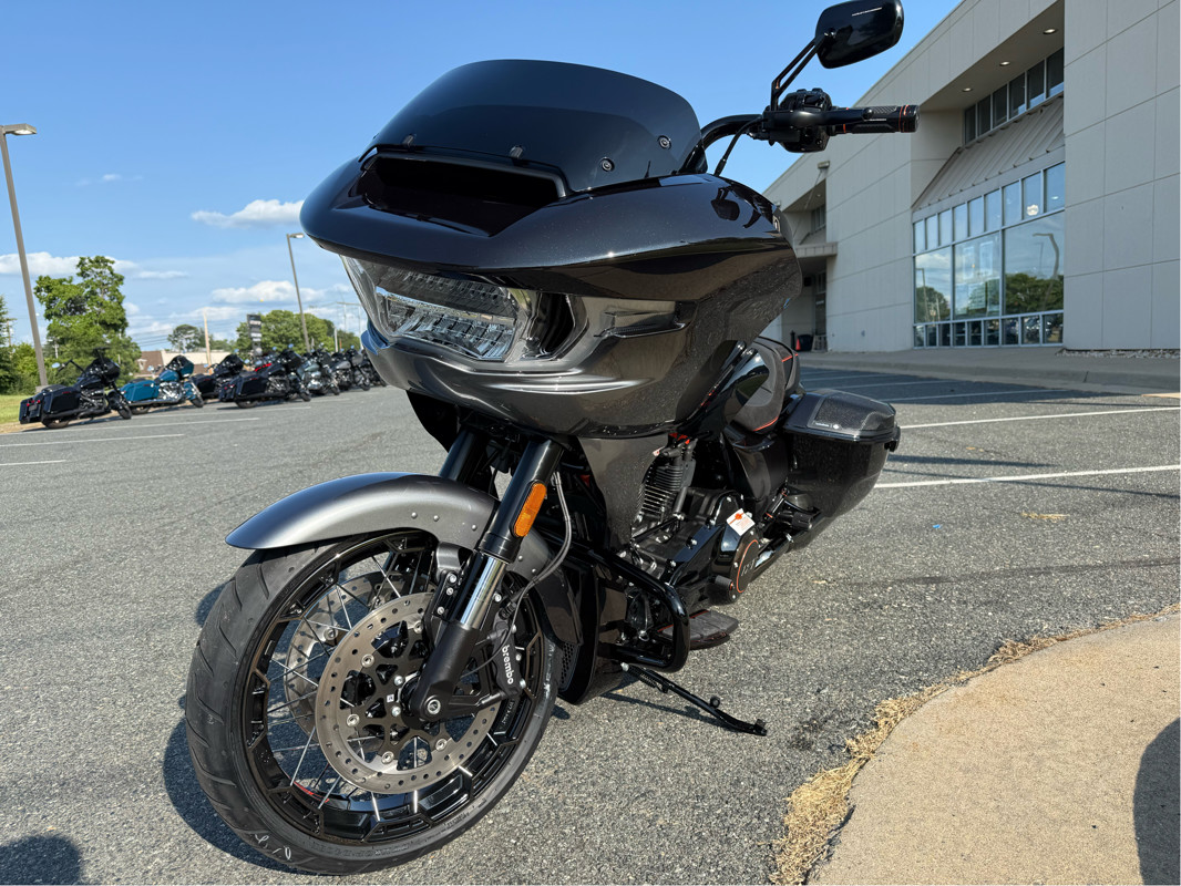 CVO® Road Glide®