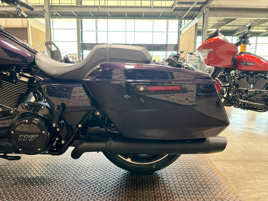 Road Glide®