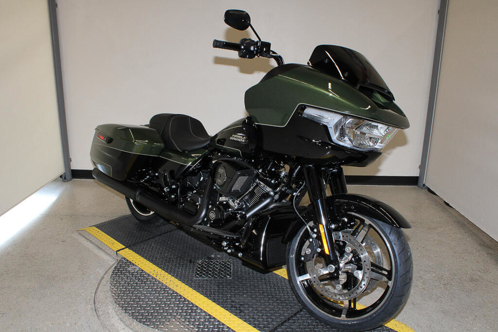 Road Glide®