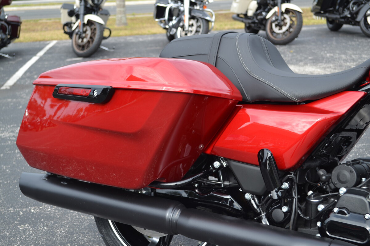 Road Glide®