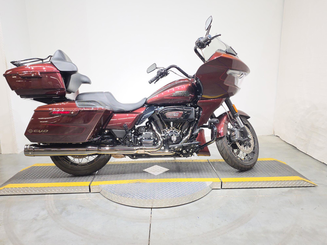 CVO® Road Glide®