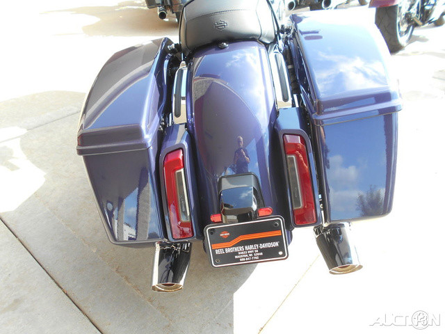Road Glide®