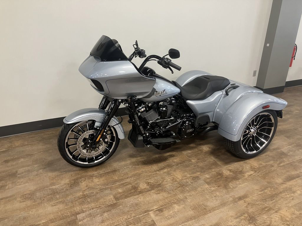 Road Glide® 3