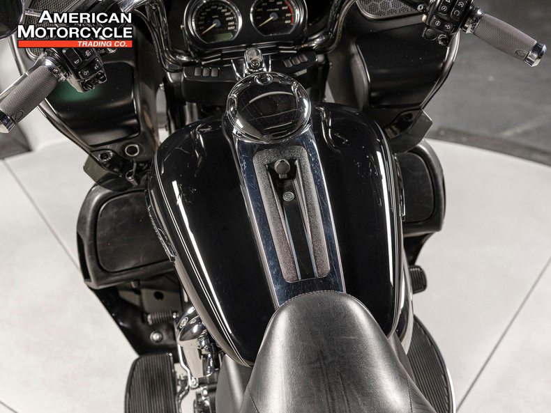 Road Glide® Ultra