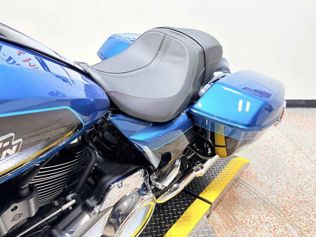 Road Glide®