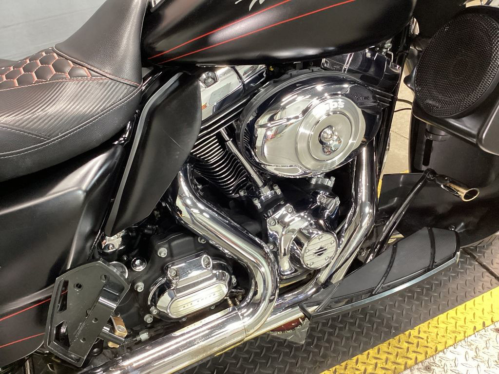 Road Glide® Custom