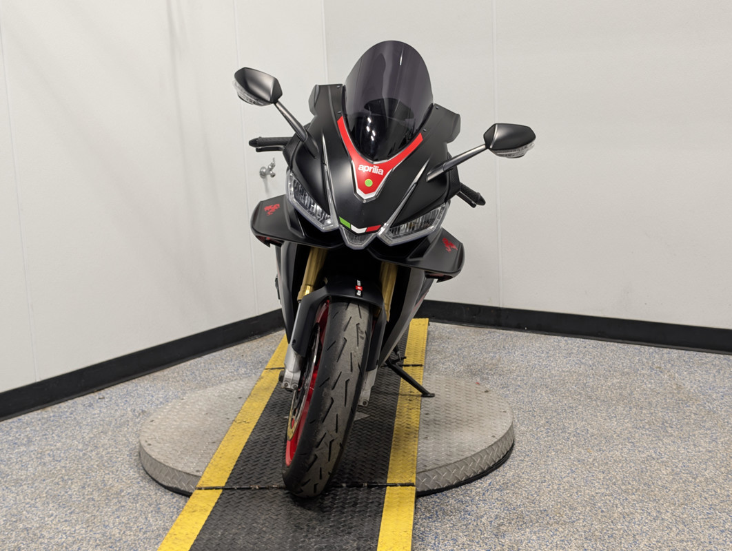 RSV4 1100