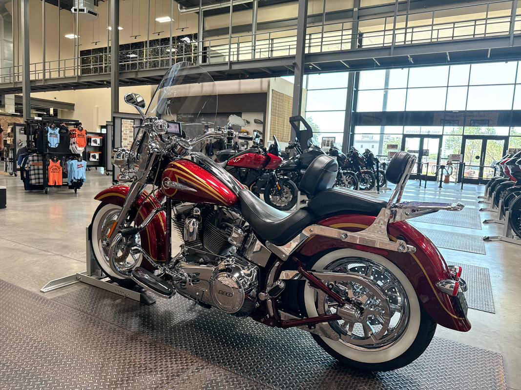 CVO® Softail® Deluxe
