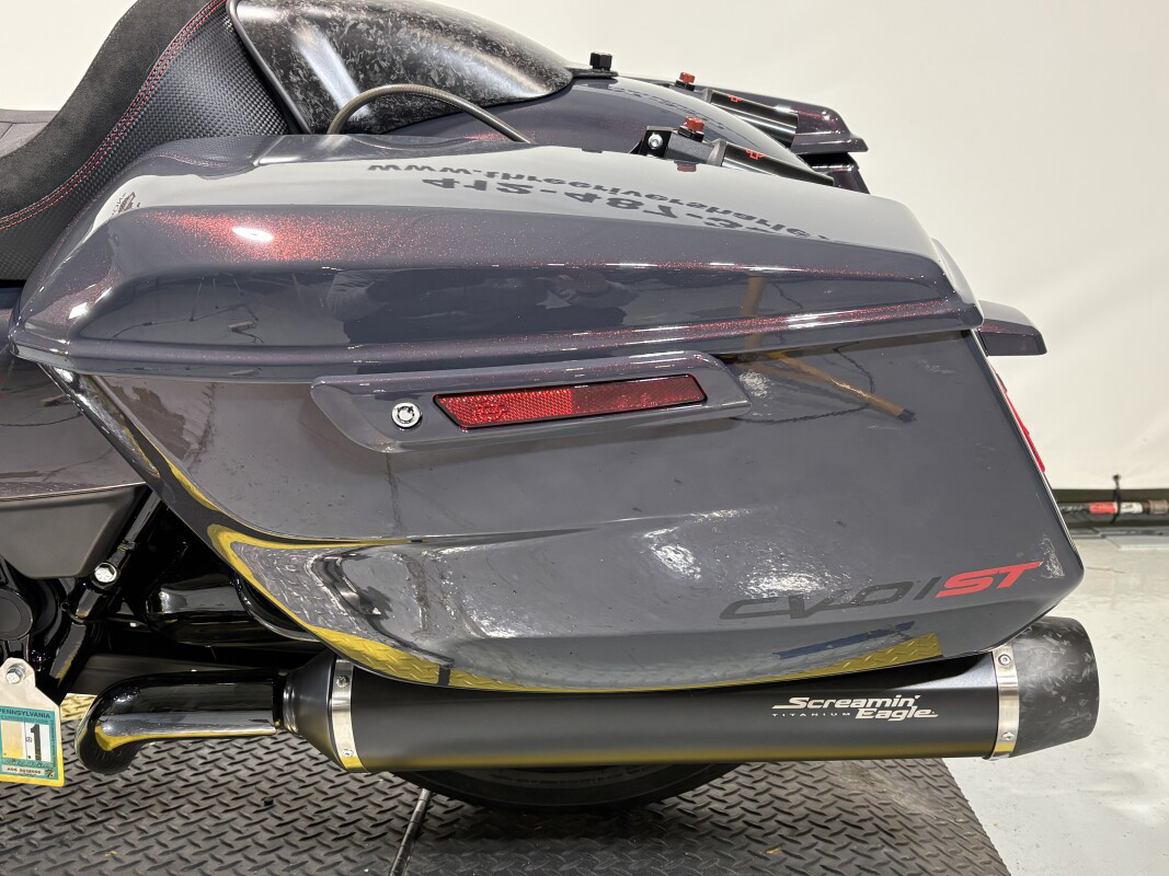 CVO® Street Glide® ST