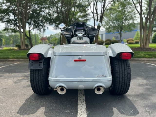 Road Glide® 3