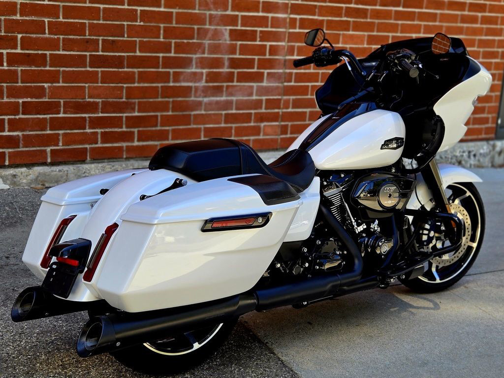 Road Glide®