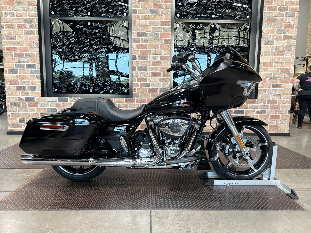Road Glide®