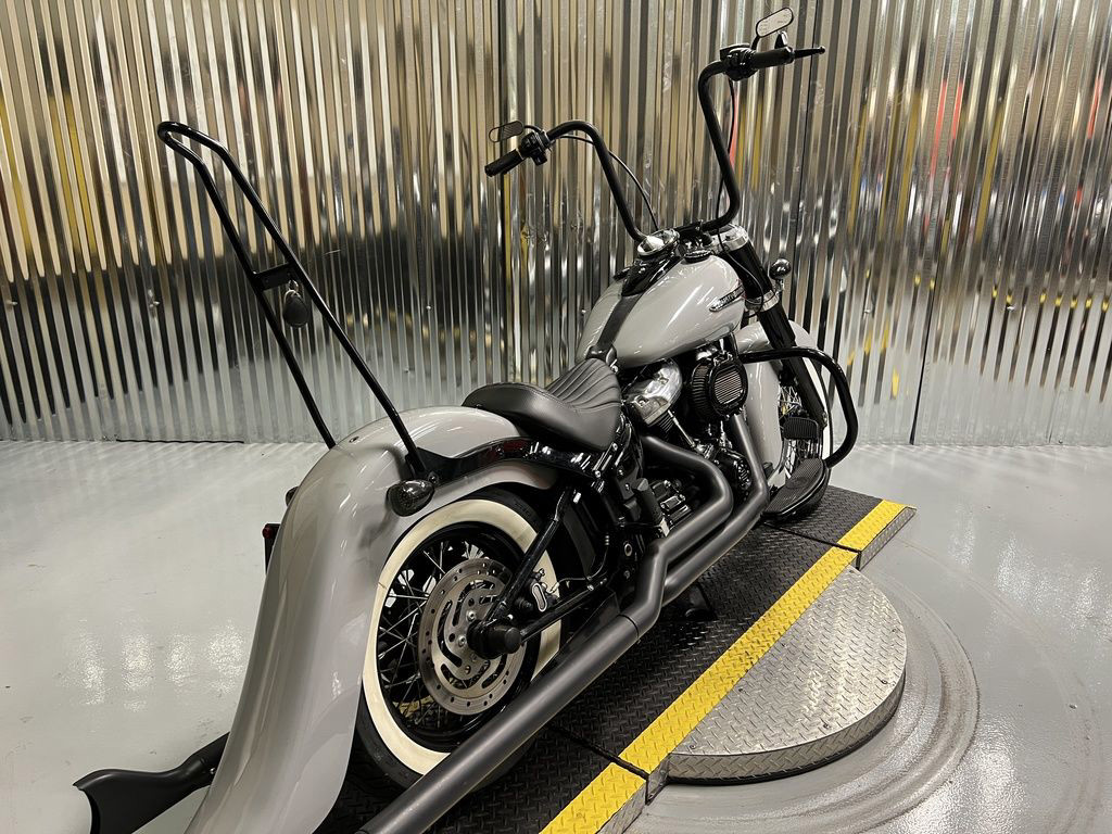 Softail® Slim®