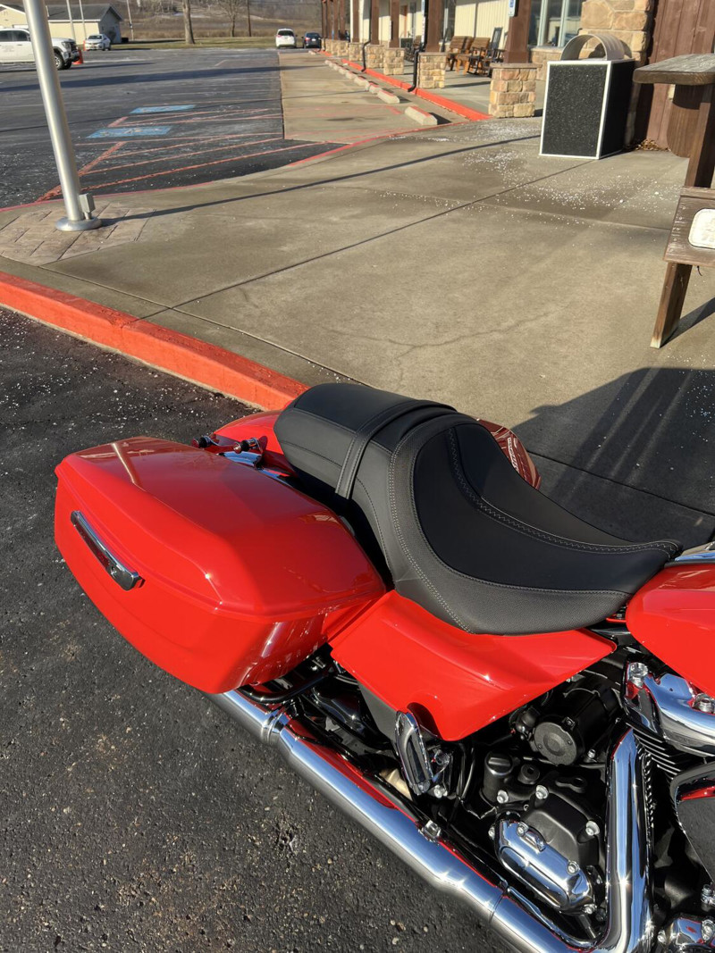 Road Glide®