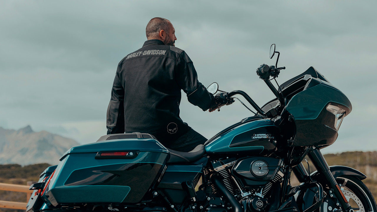 Road Glide®