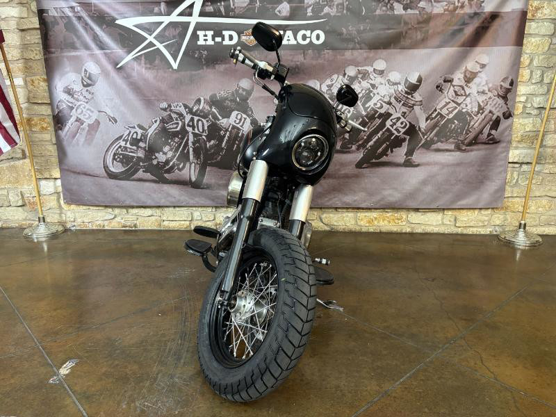 Softail® Cross Bones®