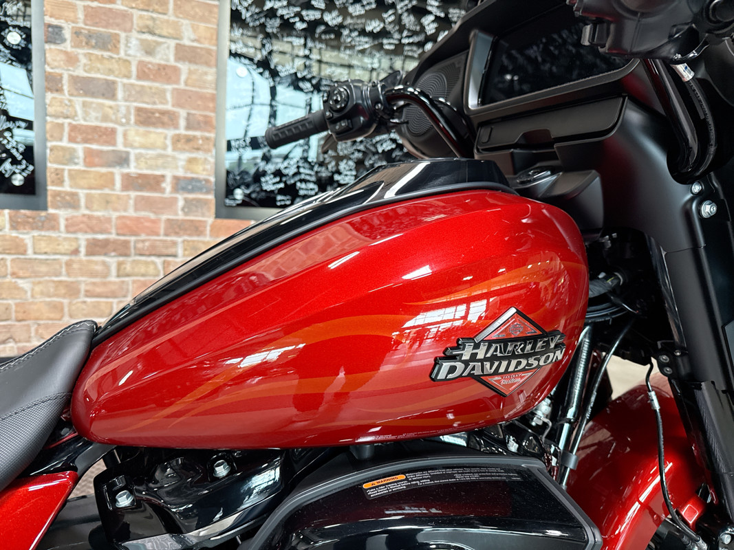 Street Glide®