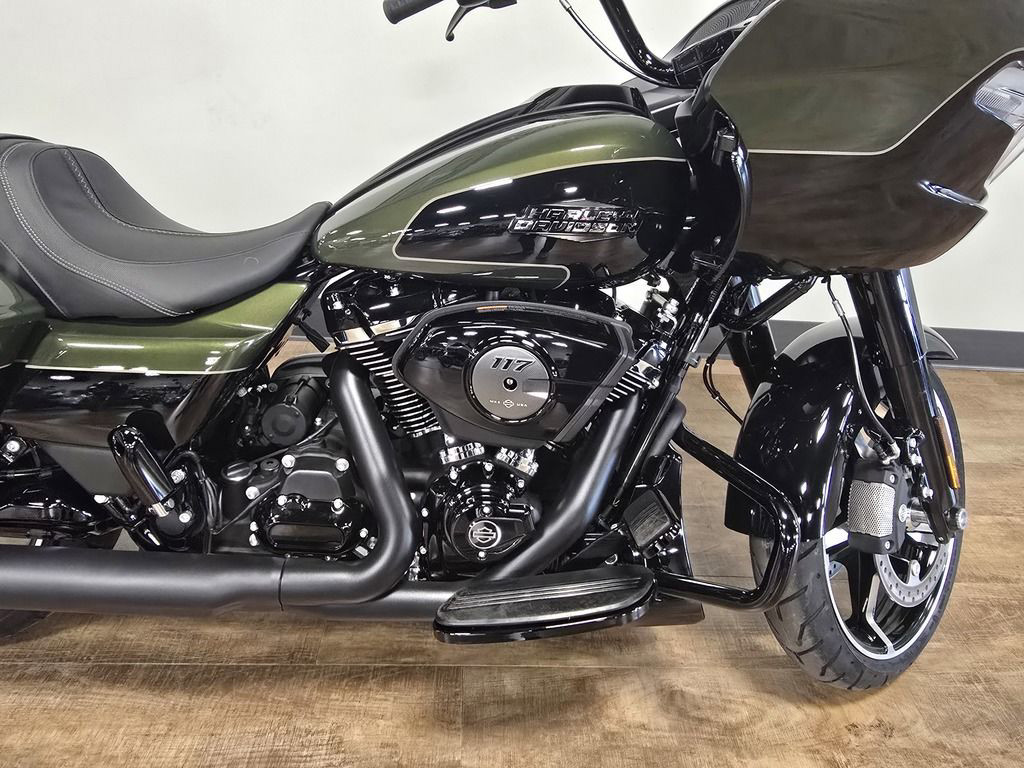 Road Glide®