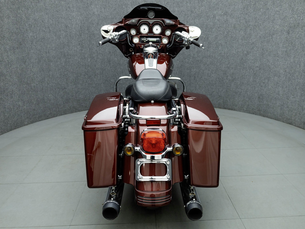 Street Glide®