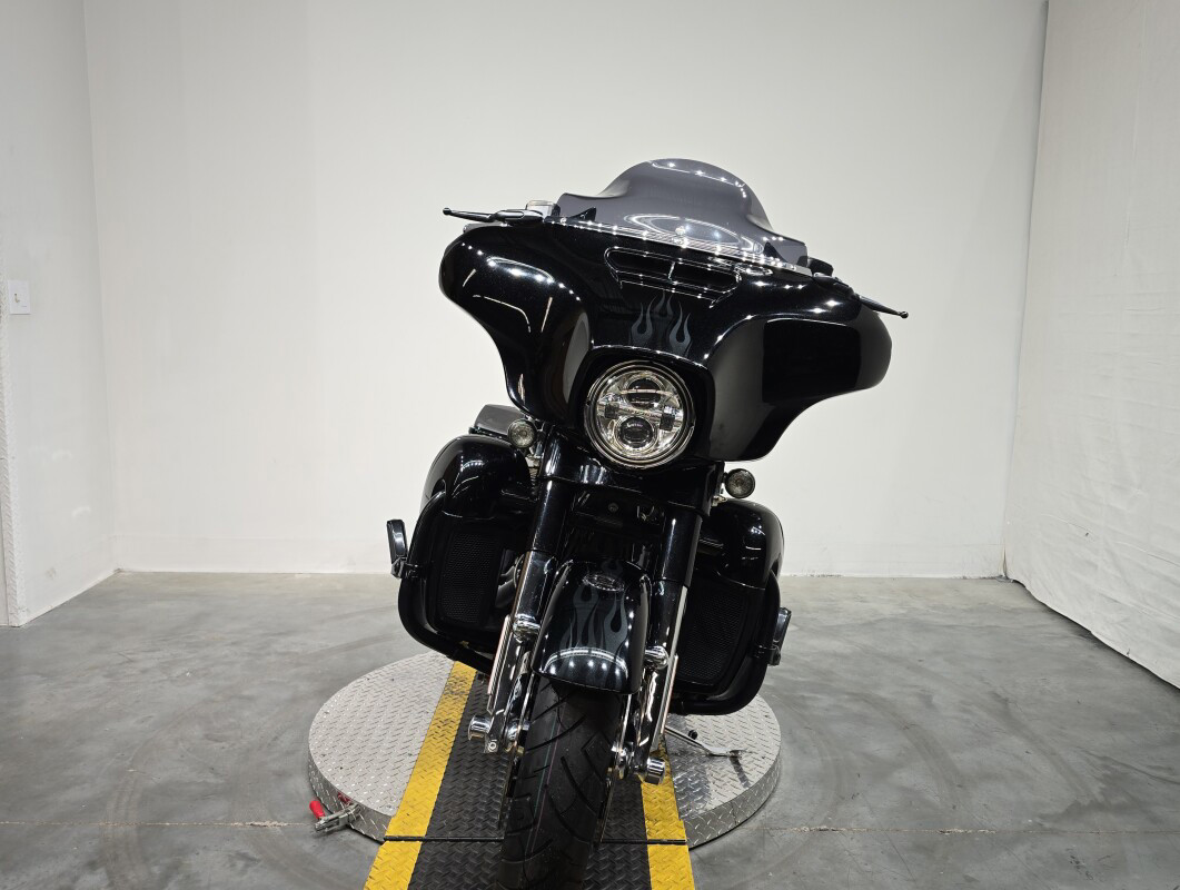 CVO® Street Glide®