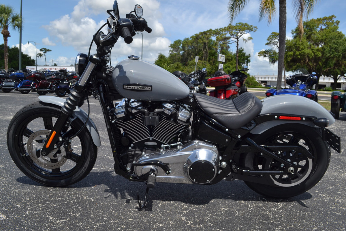Street Bob®
