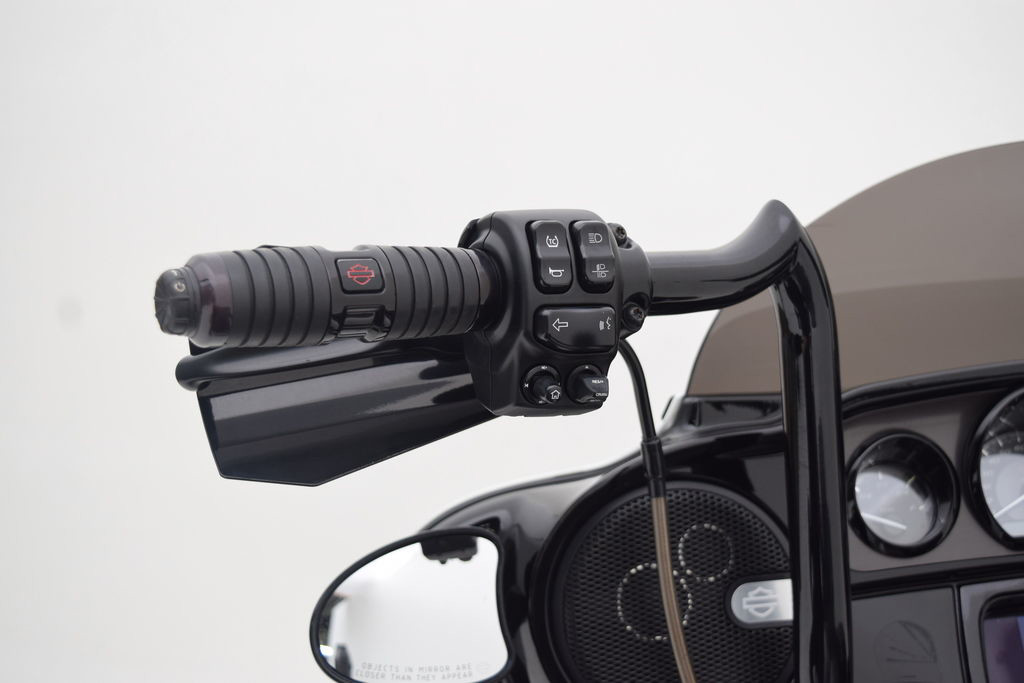 CVO® Street Glide®