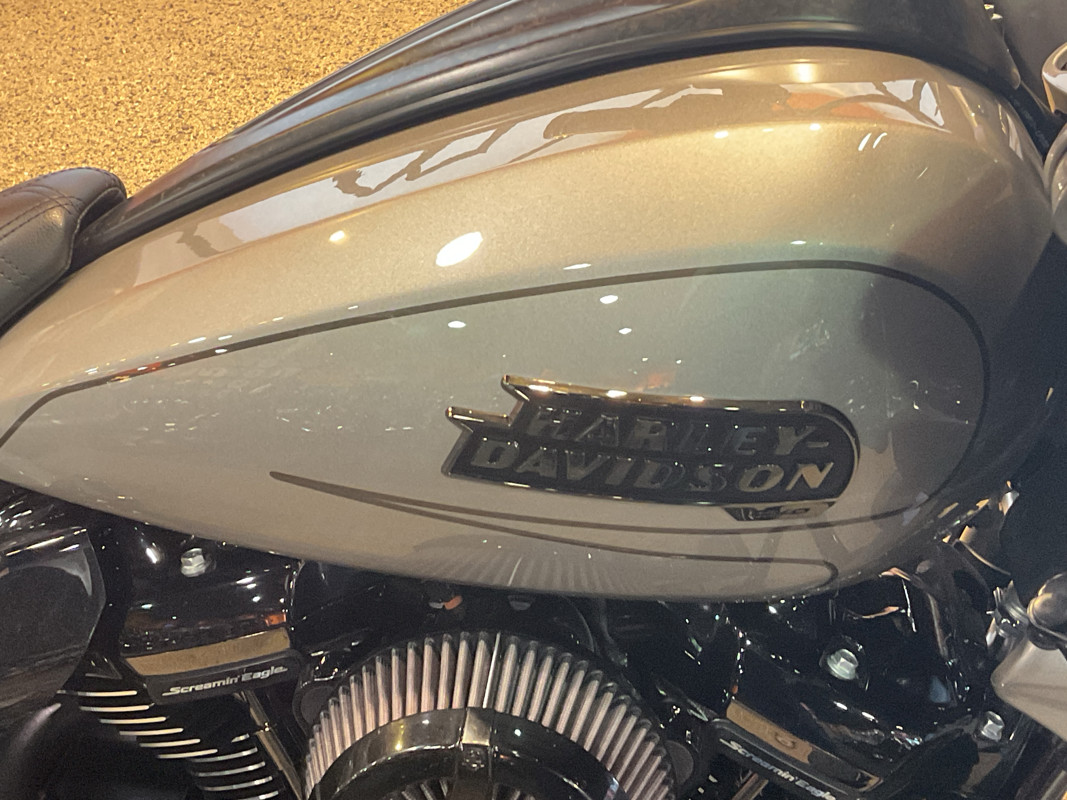 CVO® Road Glide®