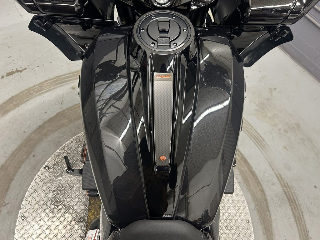CVO® Road Glide®