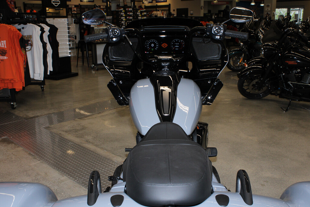 Road Glide® 3