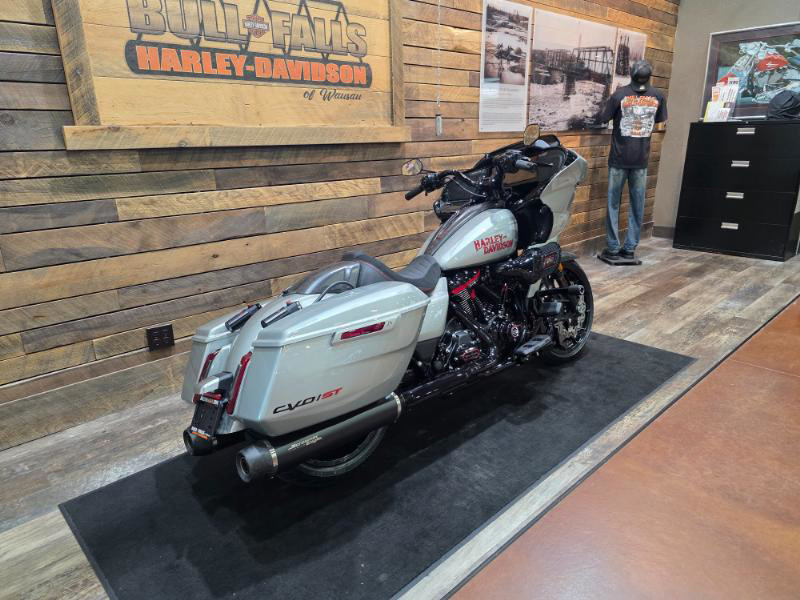 CVO® Road Glide® ST