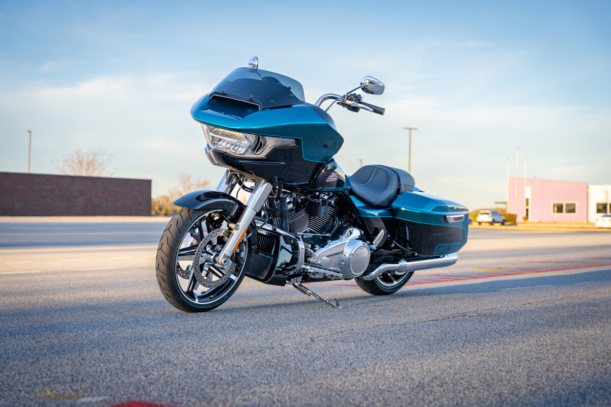 Road Glide®