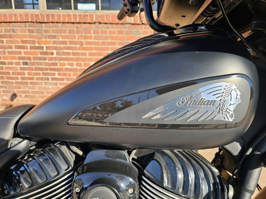 Chieftain® Dark Horse®