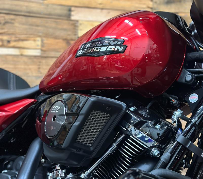 Street Glide®