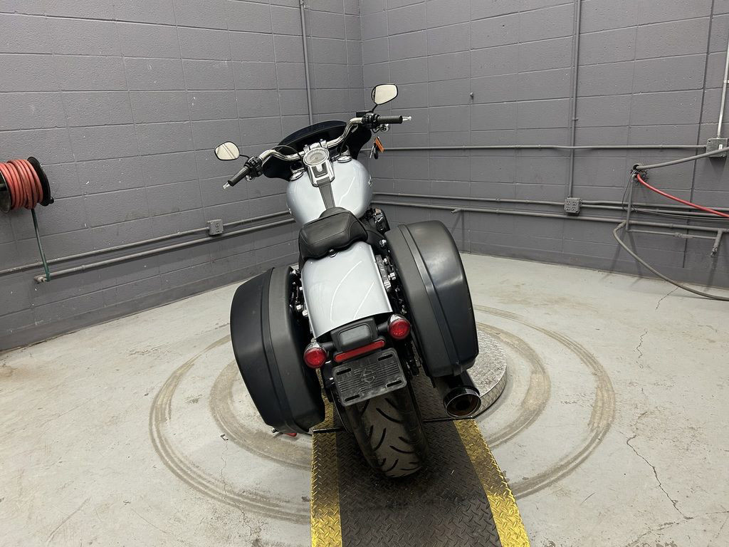 Softail® Sport Glide®