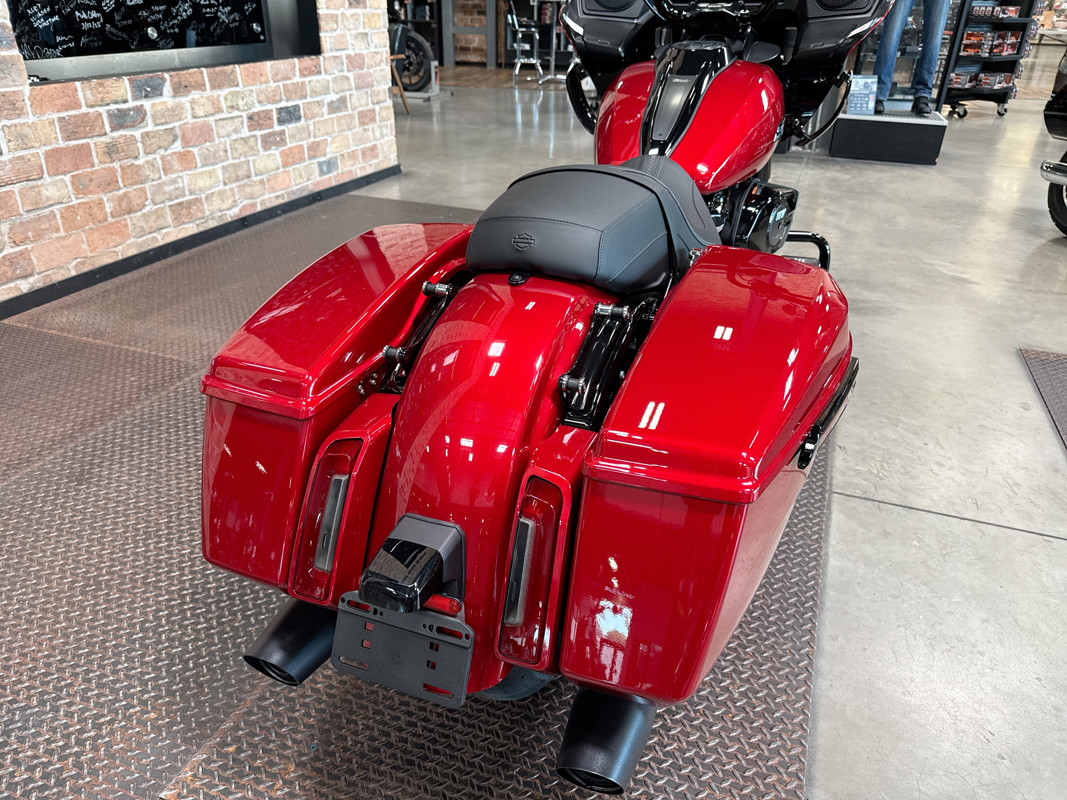 Road Glide®