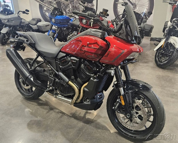 Pan America® 1250 ST