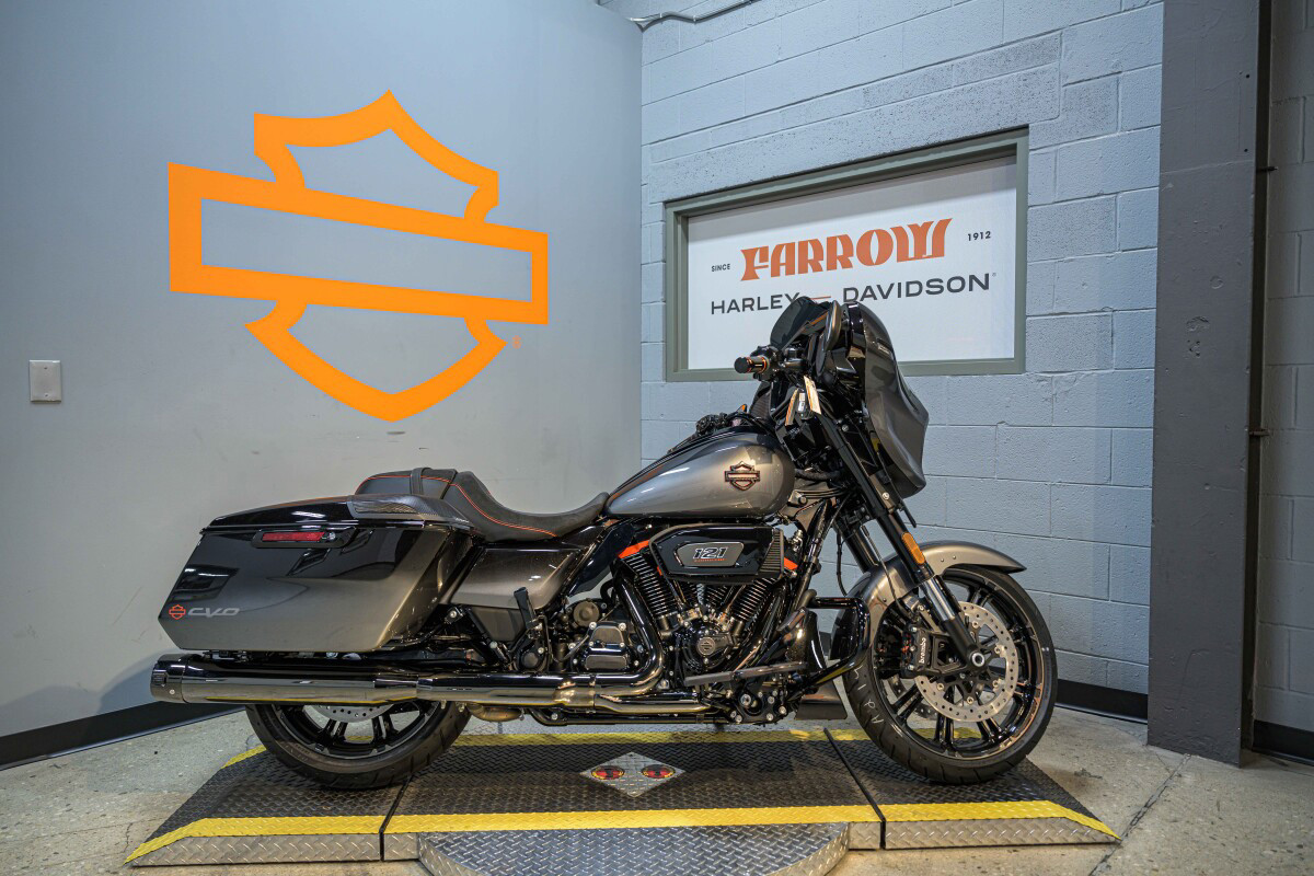 CVO® Street Glide®