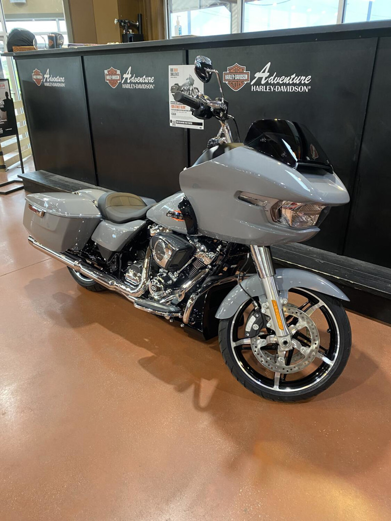 Road Glide®