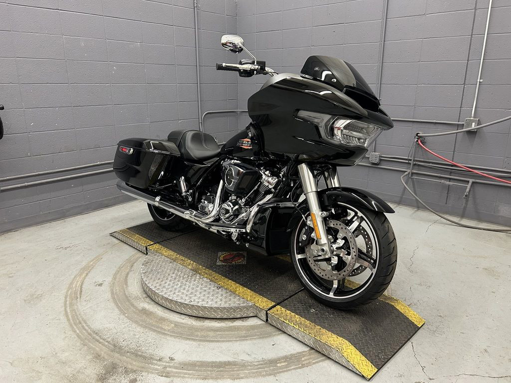 Road Glide®