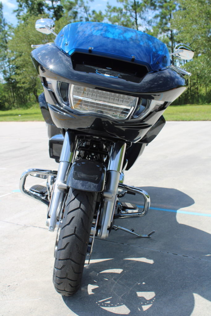 Road Glide®