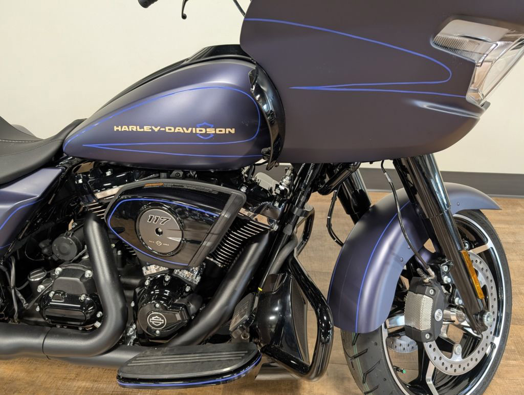 Road Glide®