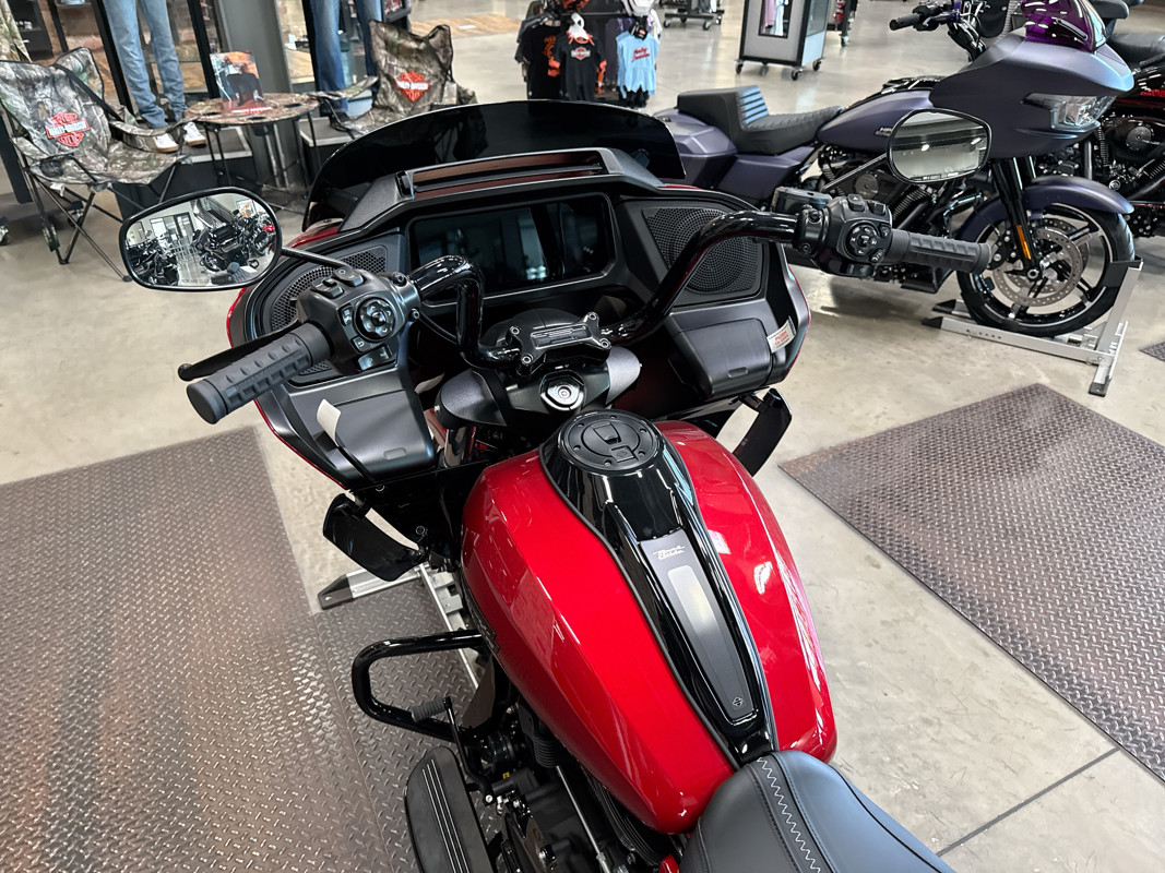 Road Glide®