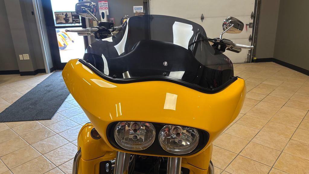 Road Glide® Custom